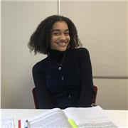 Etudiante en droit offre des cours particuliers de français, interactifs et pédagogiques